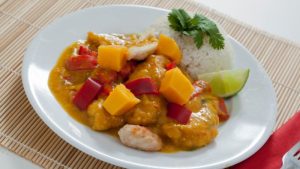 Mangós csirkemell – egzotikus, krémes recept a nyár ízeivel mangós csirkemell