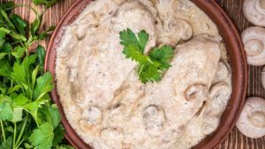 Gombás csirkemell recept: krémes és szaftos változat, amit imádni fogsz gombás csirkemell recept